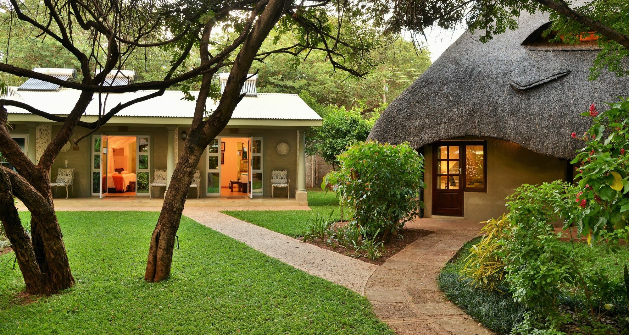 Bayete Guest Lodge Victoria Falls Zewnętrze zdjęcie